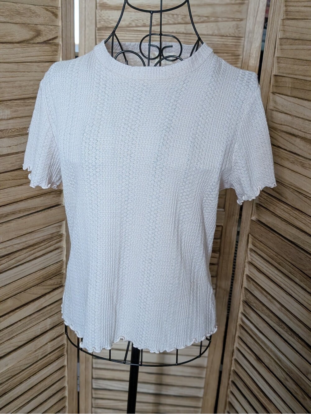 Altar'd State Women Large T-Shirt  Sleeve Detail White Ruffled Edges